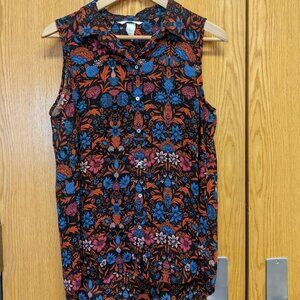 H&M Sleeveless Button Up Blouse